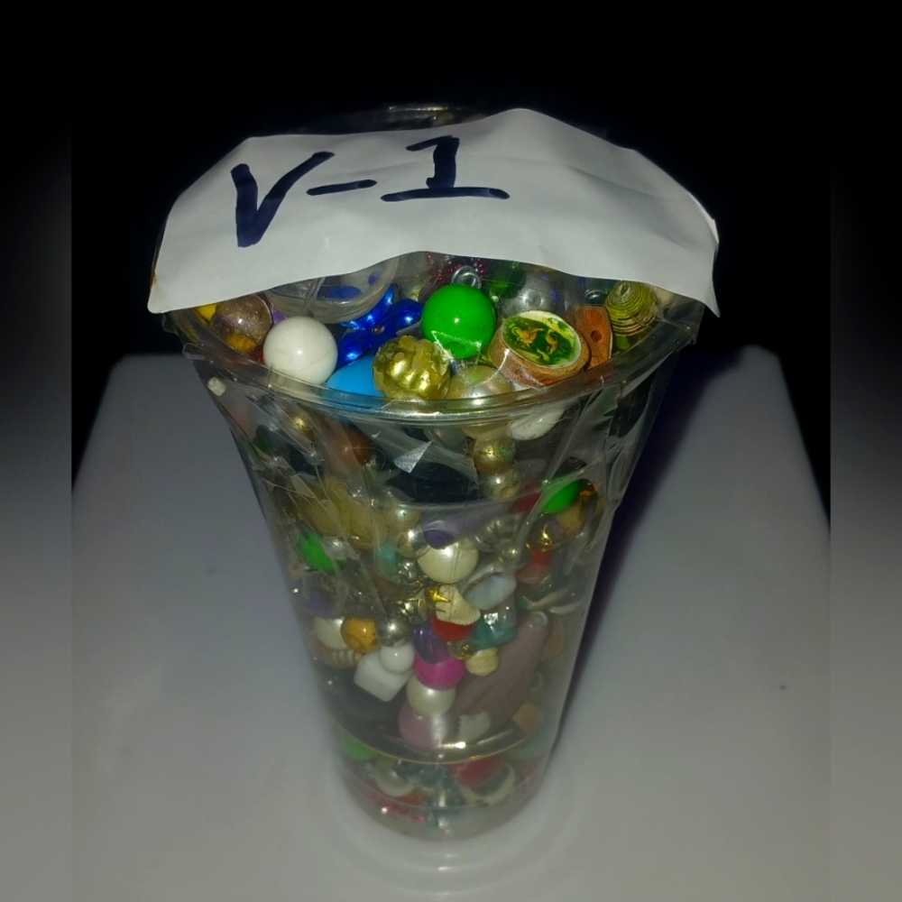 Colorful Beads,jewelry Peices,parts,ect